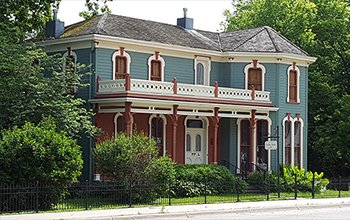 Understanding Real Estate Market Cycles: What Every Investor Should Know